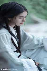 穿成全书白月光，钓系美人杀疯了高质量好文