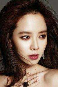 收女儿12.8红包被骂吸血鬼？十分钟后，她跪瘫在我门前后续+番外