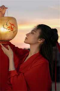 你是我蓄谋已久的风花雪月精彩