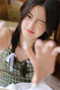 港城有海，山城有雾最新