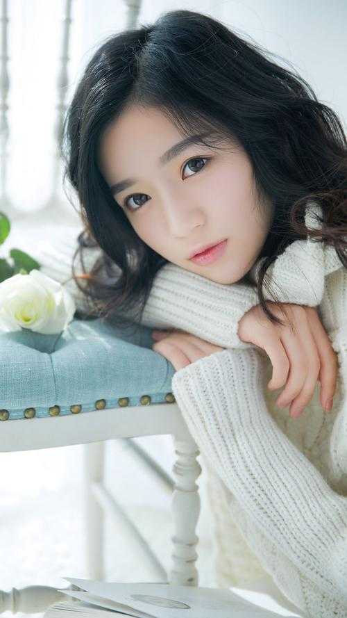 娘家败落他翻脸，我转身嫁他死对头火爆小说