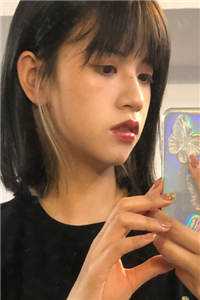 弹幕指导我摆烂后，绿茶女星慌了好看的小说推荐完结