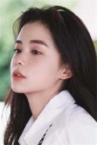 她的月光照不到我by