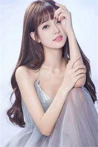 恶女驯犬实录，顶级大佬们皆为裙下臣无广告