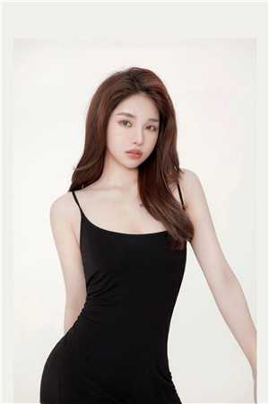 未婚夫的秘书把婚车改成灵车给小狗送葬，我当场退婚完结txt