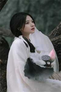 放弃营长未婚妻后，我选择悬壶济世良心推荐