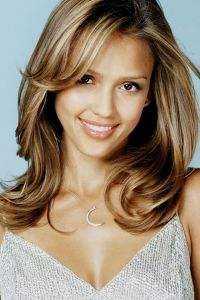 俏寡妇重生，赖上邻居糙汉最新章节列表