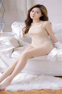 且以长情共白首无删减