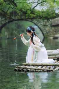 公司聚餐多点一个菜，销冠50万奖金被取消全文+番外