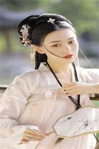 抄家流放，真千金囤满空间造反了异常火爆