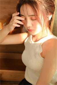 失约的月光异常火爆