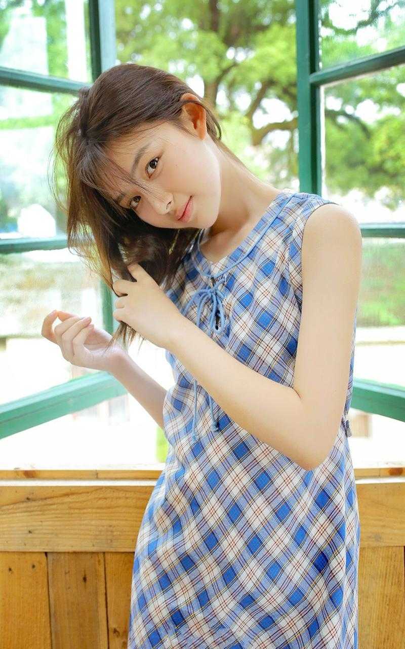 我摘星辰缀她衣未删减版