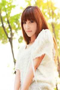 支教女老师违反校规出校门后，悔疯了好书