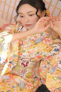 布津漫天雪夜：一场意外浪漫邂逅短篇