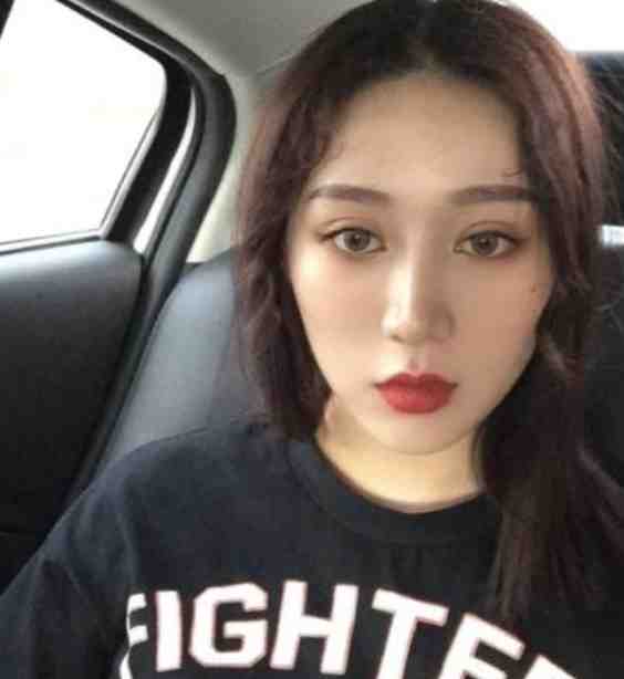 反向情绪系统：女人破防我暴富爽文