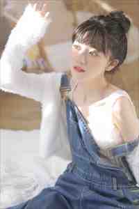 港城有海，山城有雾无删减全文