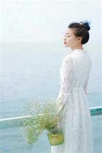 海隅无归鸟，云间无游鱼前文+