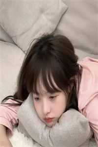 俏寡妇重生，赖上邻居糙汉全文免费