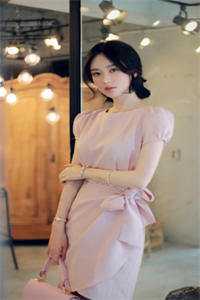 说好隐婚，影帝他非要官宣无广告