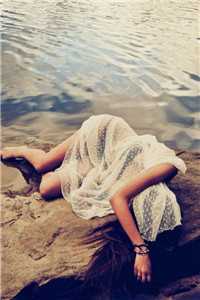 重生80：从吃上俏寡妇软饭开始短篇