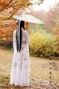 支教女老师违反校规出校门后，悔疯了无广告