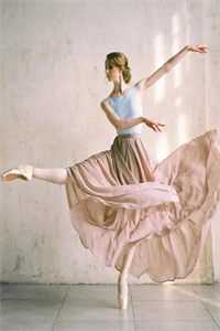 女友被糟蹋跳楼，我却反手向她妹妹求婚热门