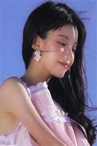 眉间浅蕴旧时霜完整版