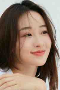 跨年夜，未婚妻百万逼婚贫困生全篇