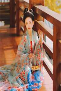 联姻后，爱意藏不住她精选