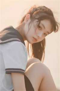 海隅无归鸟，云间无游鱼畅销巨著