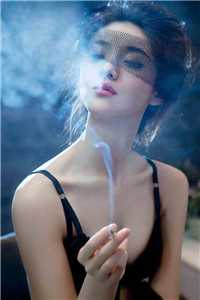 我妈被恶狗咬伤住院，未婚夫却在陪狗主人海边嬉戏无删减版