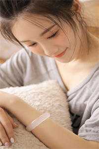 意外怀孕后：禁欲教授夜夜索吻完整作品