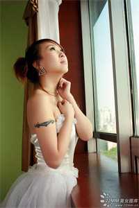 小娇妻重生后，疯批军官成妻奴了完结版