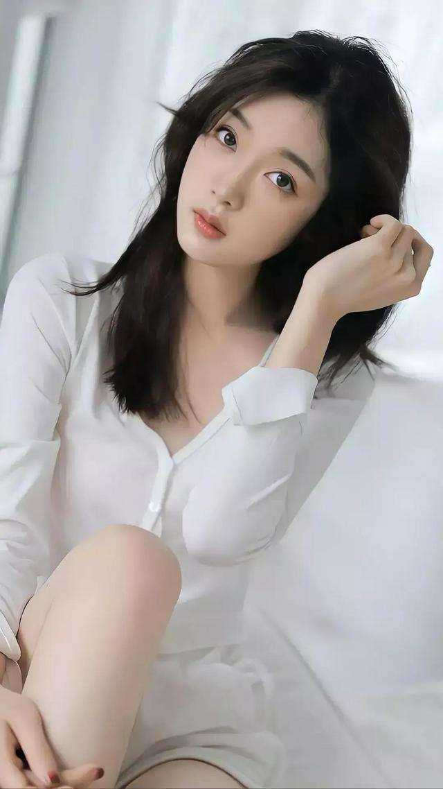 媚骨美人开窍后，权臣全乱了！最完整版